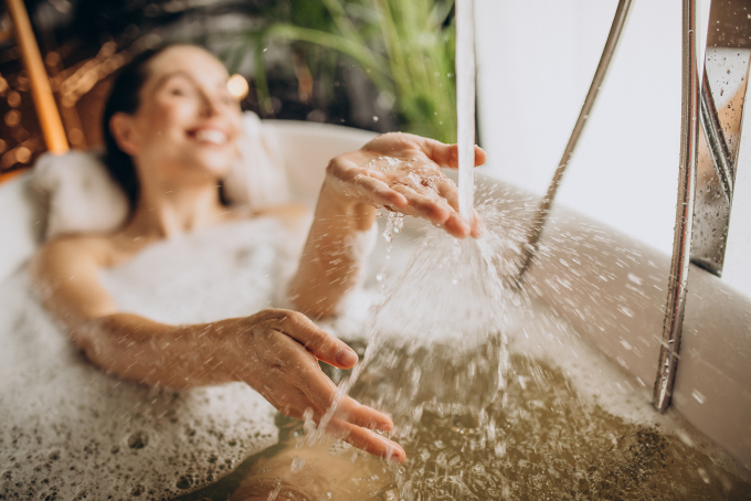 7 Sai lầm khi tắm gây hại da không phải ai cũng nhận ra