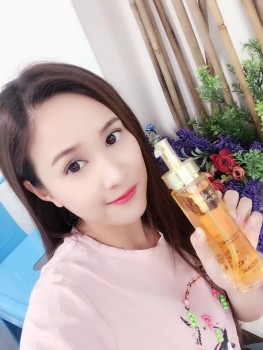 Học lỏm chiêu bài "đánh bay mụn - đón chào da non trẻ" của Cô Út nhà "Gạo Nếp Gạo Tẻ" !