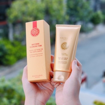 Sữa rửa mặt tạo bọt sạch sâu LoveSkin Kaesung