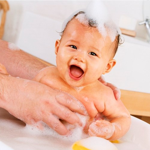 Deal Ngon Hết Sẩy: Tặng Miễn Phí Đồng Hồ Đeo Tay Chống Muỗi Cho Bé Khi Mua Sữa Tắm Gội Suave Kids