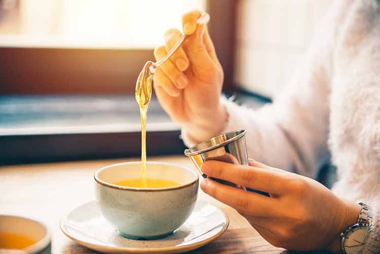 Bật mí 5 thời điểm vàng uống mật ong tăng đề kháng