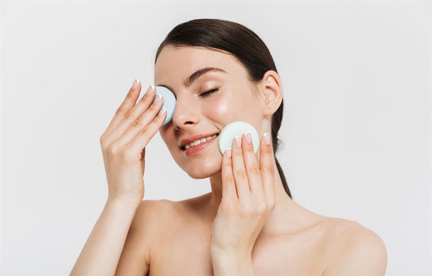 Công dụng nhụy hoa nghệ tây ngâm mật ong và những lưu ý khi sử dụng